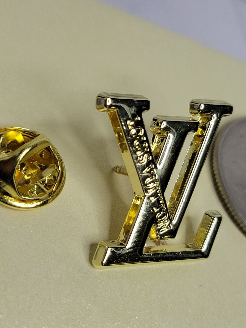Unisex Gold LV Logo Lapel Pin